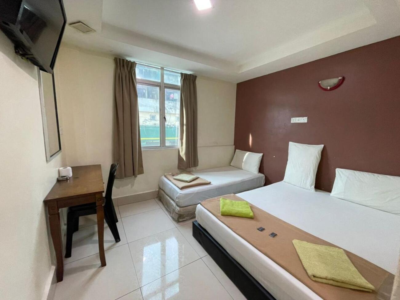 Sv Andalas Hotel Klang Eksteriør billede